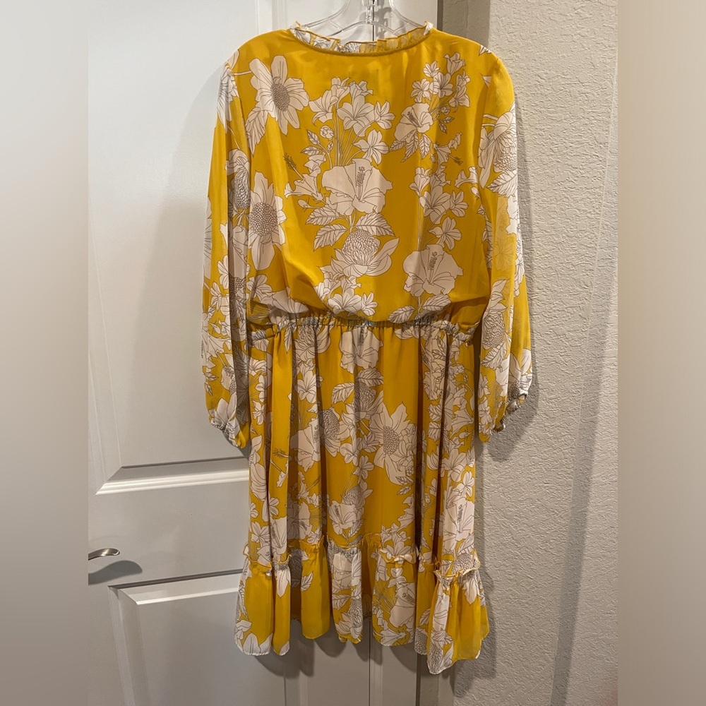 Adrianna Papell Yellow and White Floral Tiered Midi Dress - Picture 3 of 7